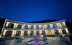 Ebbi Hotel